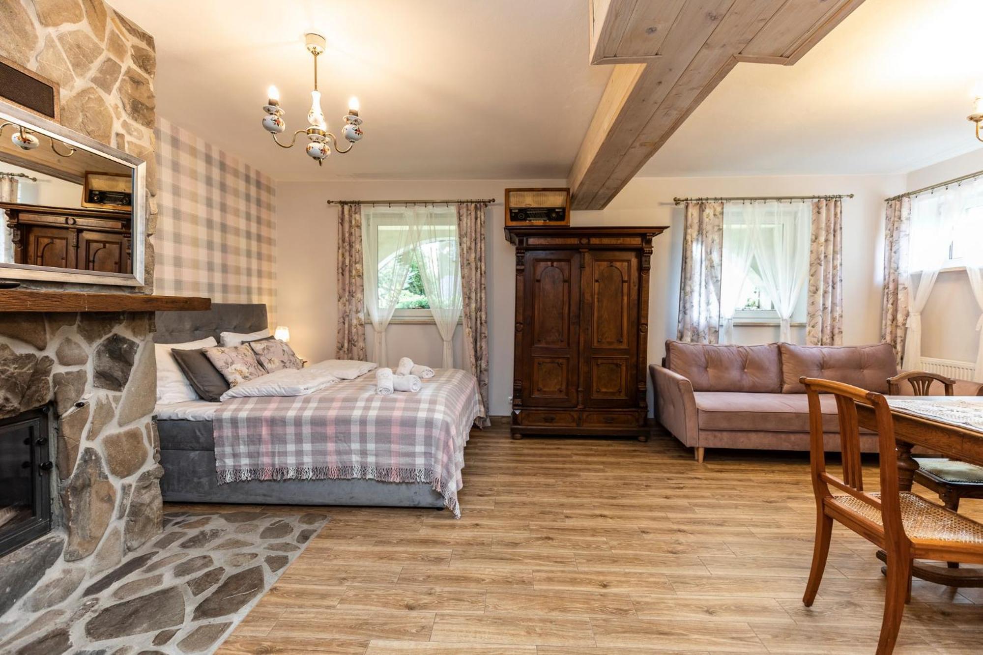 Apartamenty Zielona Owieczka Niedzica Zamek Kamer foto